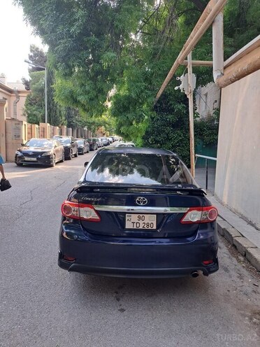 Toyota Corolla-2