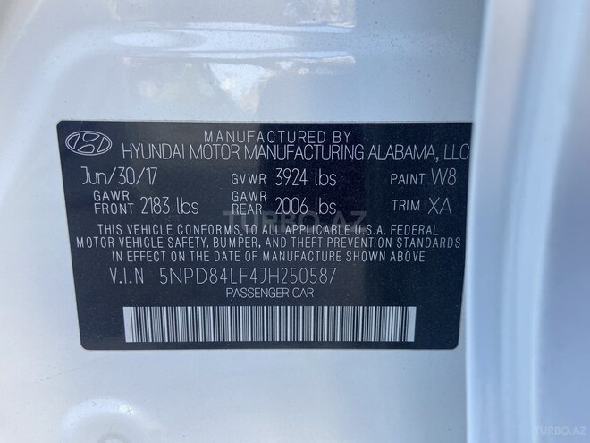 Hyundai Elantra-17