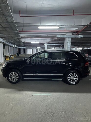 Volkswagen Touareg-3