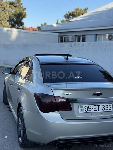 Chevrolet Cruze-8