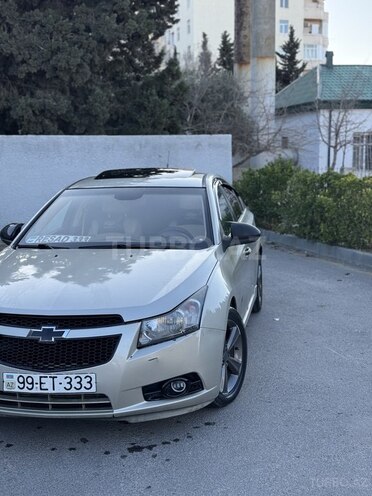 Chevrolet Cruze-6