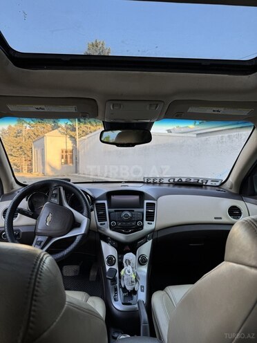Chevrolet Cruze-9