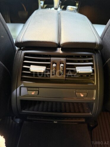 BMW 528-12