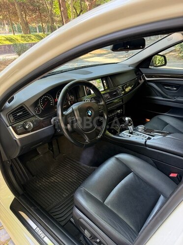 BMW 528-4