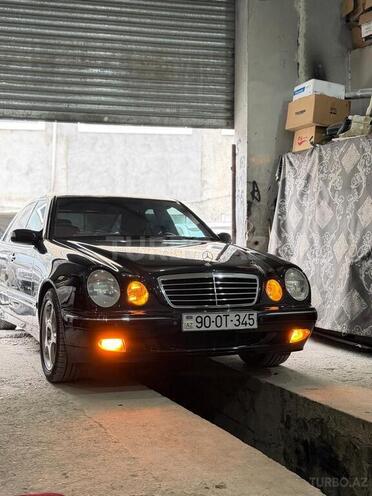 Mercedes E 320-2