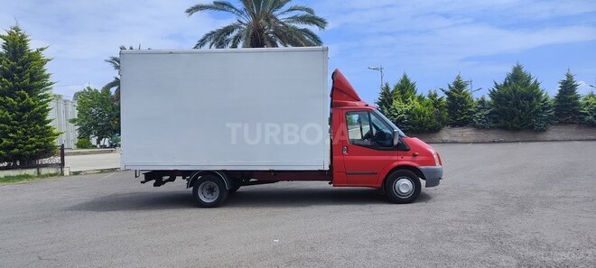 Ford Transit-3