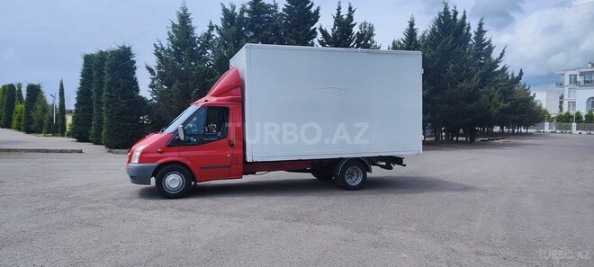 Ford Transit-2
