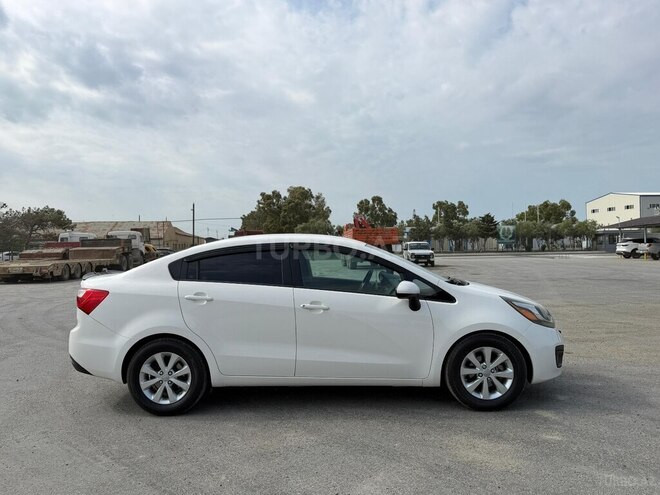 Kia Rio-11