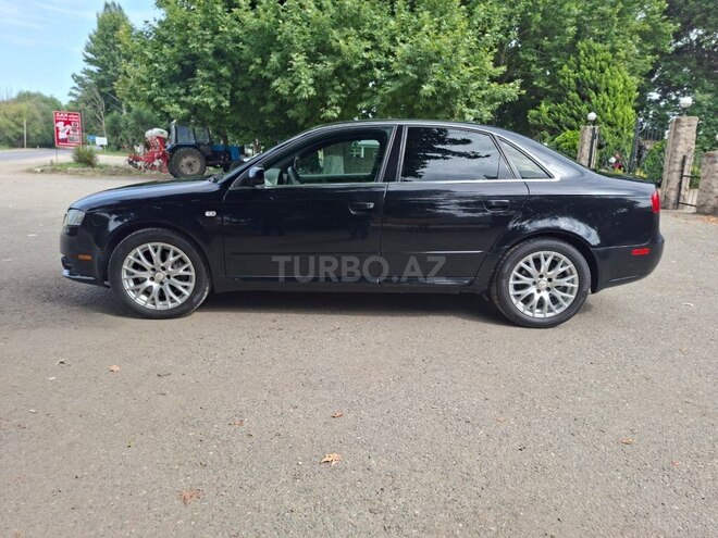 Audi A4-11