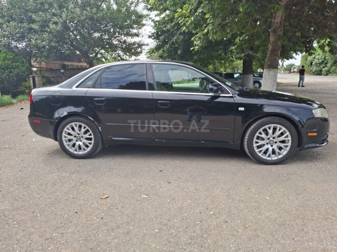 Audi A4-8