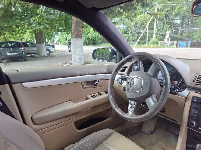 Audi A4-5