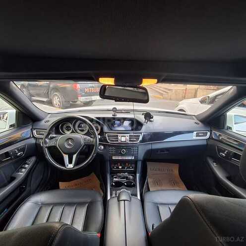 Mercedes E 220-3
