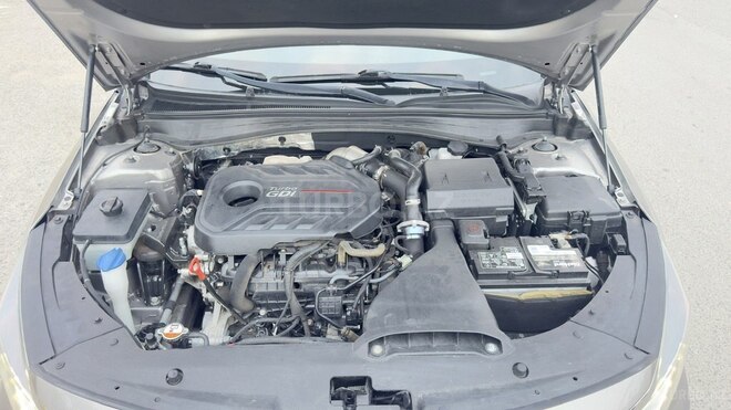 Kia Optima-17