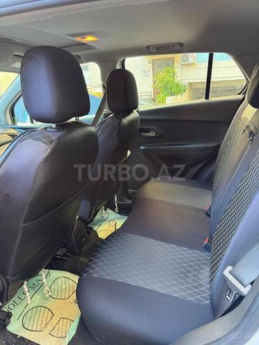Chevrolet Trax-13
