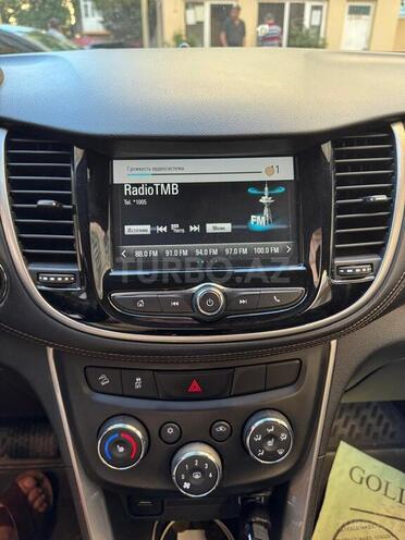Chevrolet Trax-11