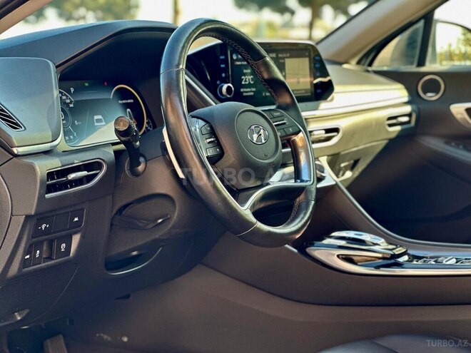 Hyundai Sonata-8