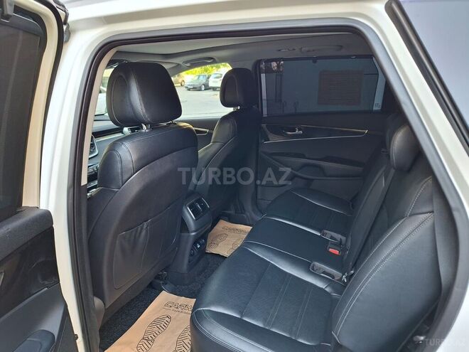 Kia Sorento-9