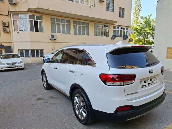 Kia Sorento-4