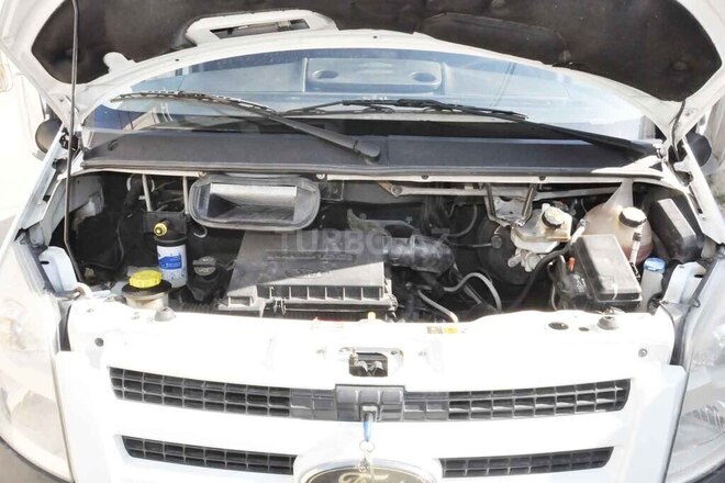 Ford Transit-2