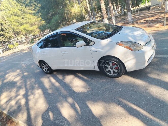 Toyota Prius-11