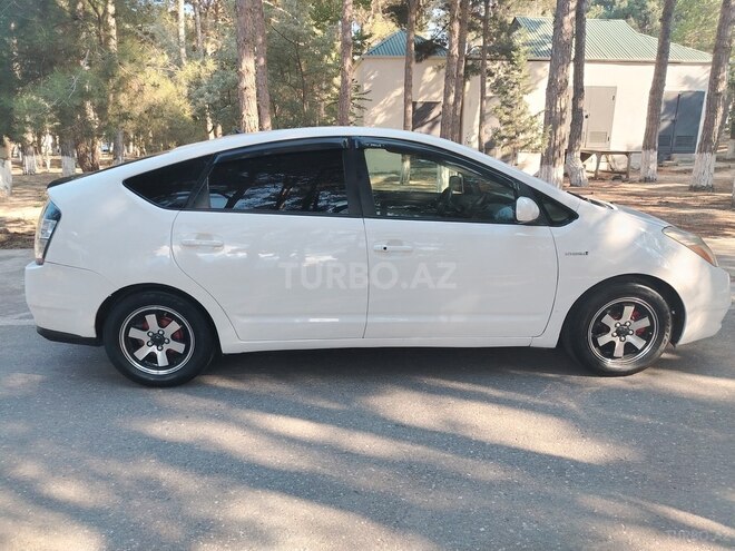 Toyota Prius-7