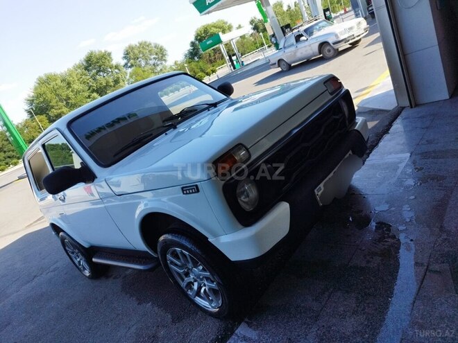 LADA (VAZ) Niva-2
