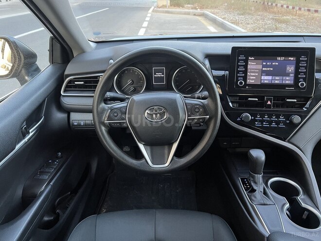 Toyota Camry-17