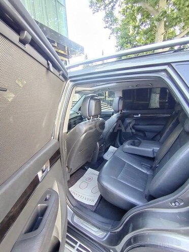 Kia Sorento-17