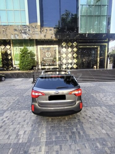 Kia Sorento-2