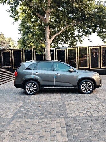 Kia Sorento-7