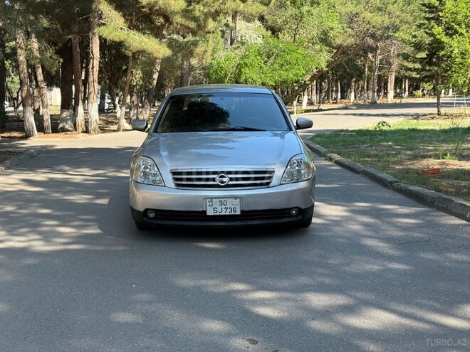 Nissan Teana-1