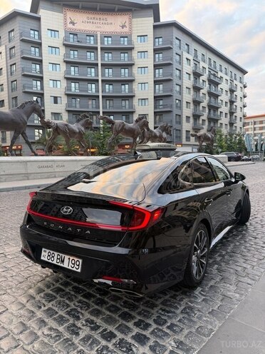 Hyundai Sonata-5