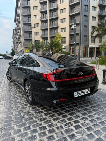 Hyundai Sonata-6