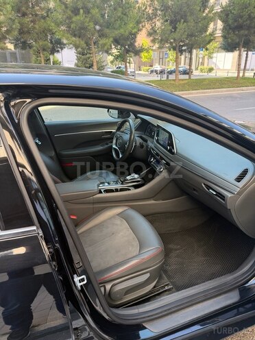 Hyundai Sonata-8