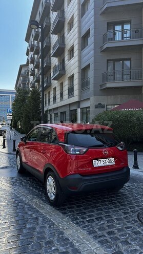 Opel Crossland X-3