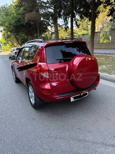 Toyota RAV4-7