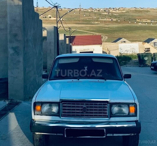 LADA (VAZ) 2107-1