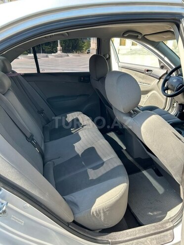 Hyundai Sonata-15