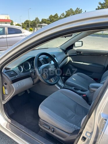 Hyundai Sonata-11