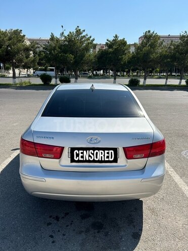 Hyundai Sonata-8