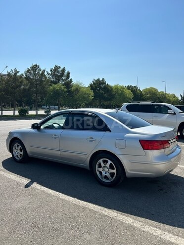 Hyundai Sonata-6