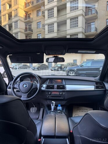 BMW X5-8