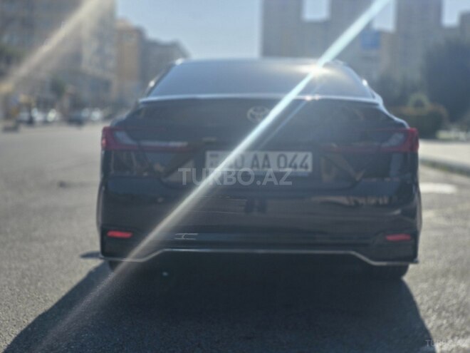 Toyota Camry-6