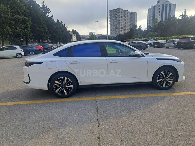 Changan Qiyuan A05-6