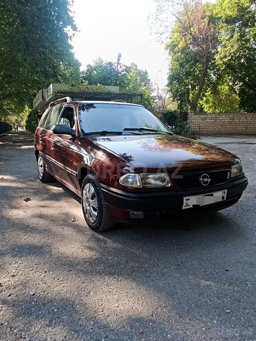 Opel Astra-1
