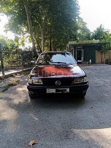 Opel Astra-7