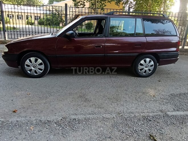 Opel Astra-14