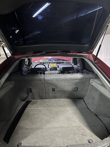Toyota Prius-11