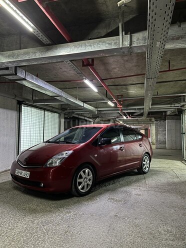 Toyota Prius-3