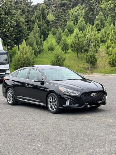 Hyundai Sonata-4
